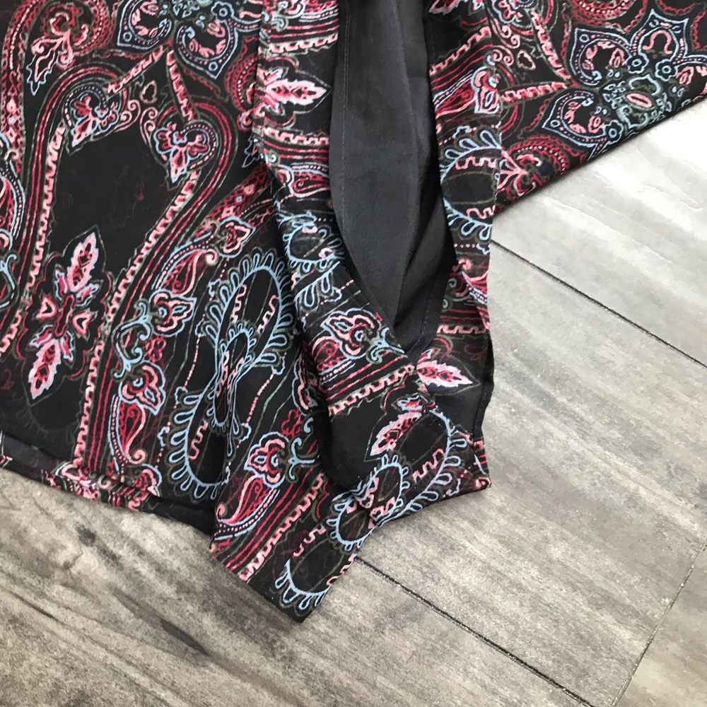 Romper🌹🖤 - Picture 5 of 8